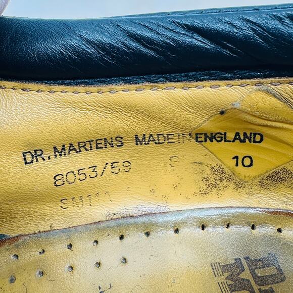 Dr. Martens Men's 8053 Made in England Black Leather Shoes Size 10 UK/ 11 US - Picture 13 of 13